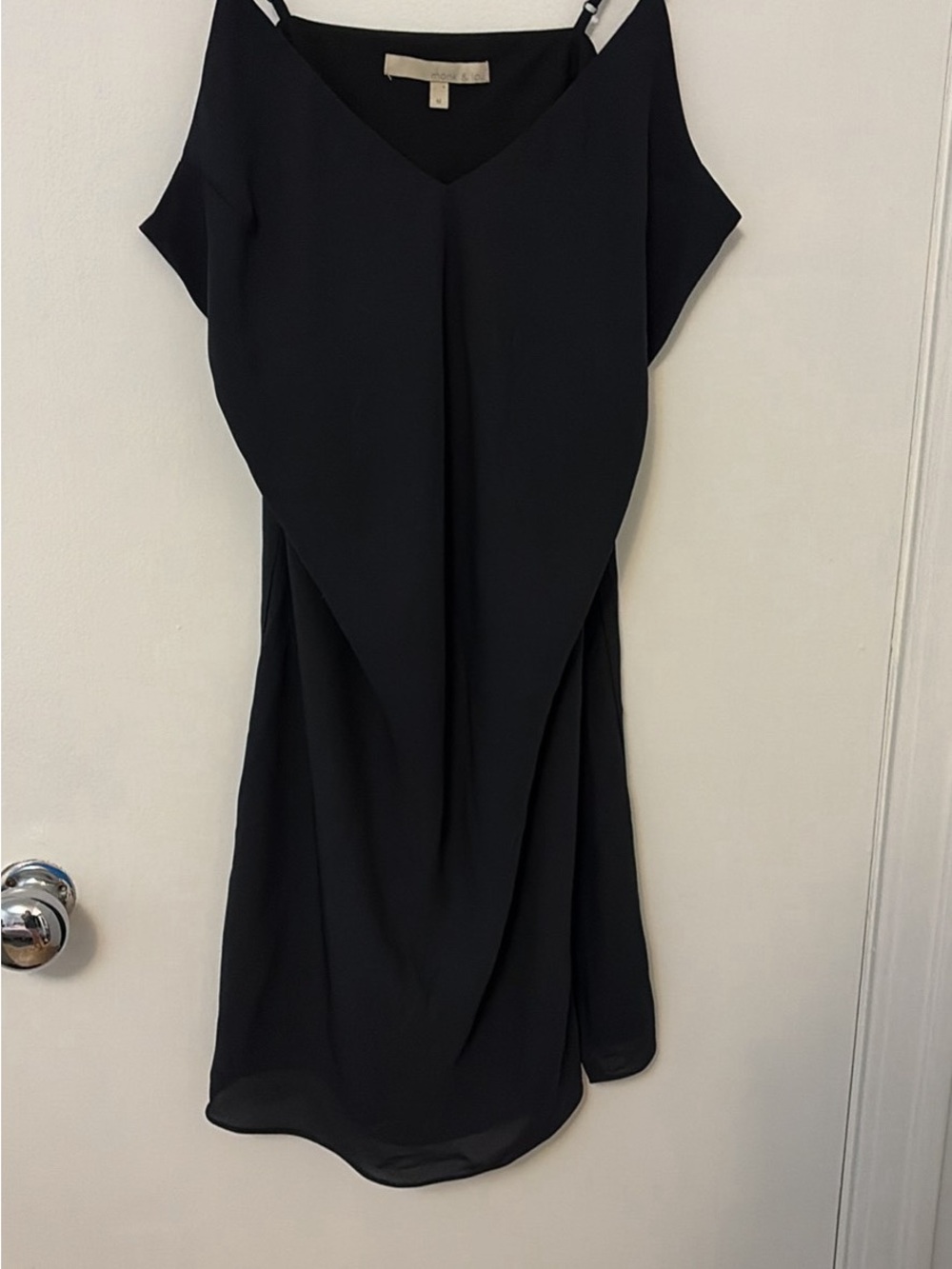 Black V neck spaghetti strap slip dress medium